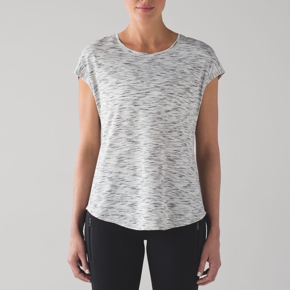 Lululemon T-shirt